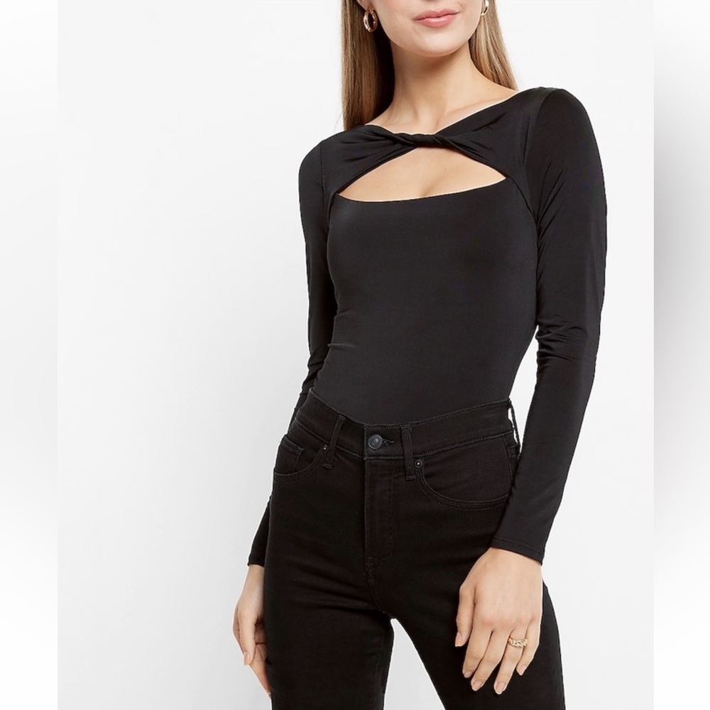 Express Body Contour Twist Front Cutout Top
